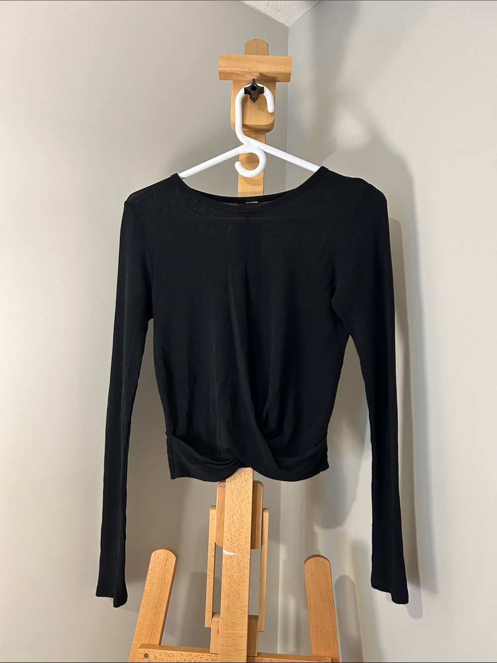 ALO Yoga | Sheer Black Long Sleeve Twist-Hem Top | Size S